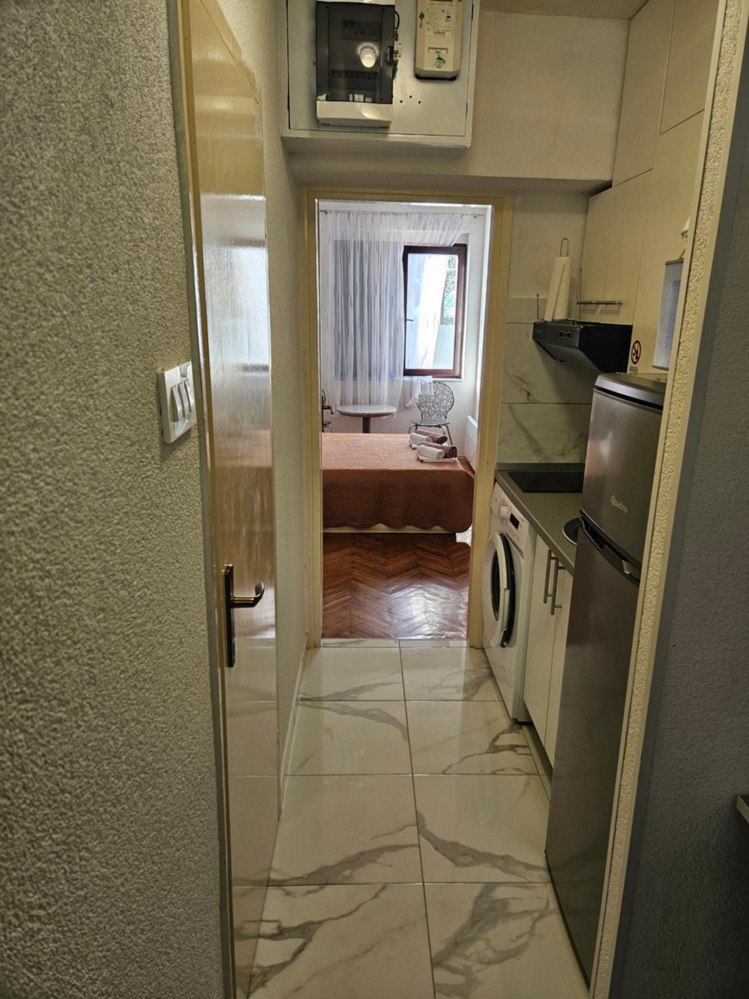 Morska Postelja - Sea Bed Apartment Omis Exterior photo